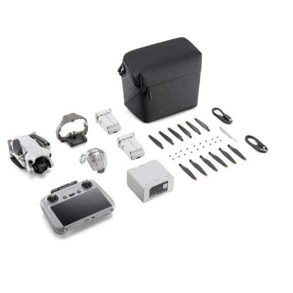 Квадрокоптер DJI Mini 4 Pro Fly More Combo Plus с пультом DJI RC2 в Твери