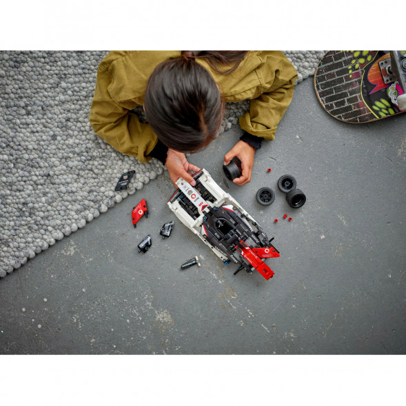 Конструктор LEGO Technic 42137 Formula E Porsche 99X Electric в Твери