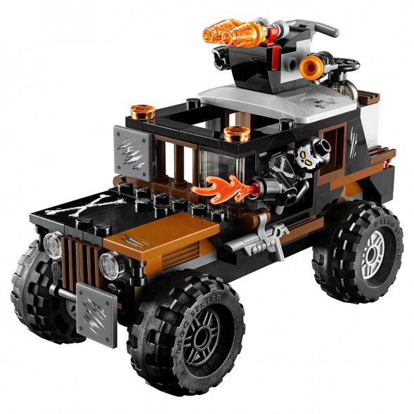 Конструктор LEGO Super Heroes 76050 Опасное ограбление в Твери