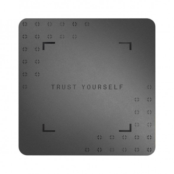 Аппаратный холодный криптокошелек Ledger Stax c чехлом Magnet Shell Black + Recovery Key в Твери