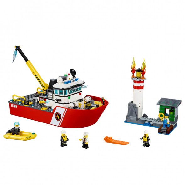 Конструктор LEGO City 60109 Пожарный катер в Твери