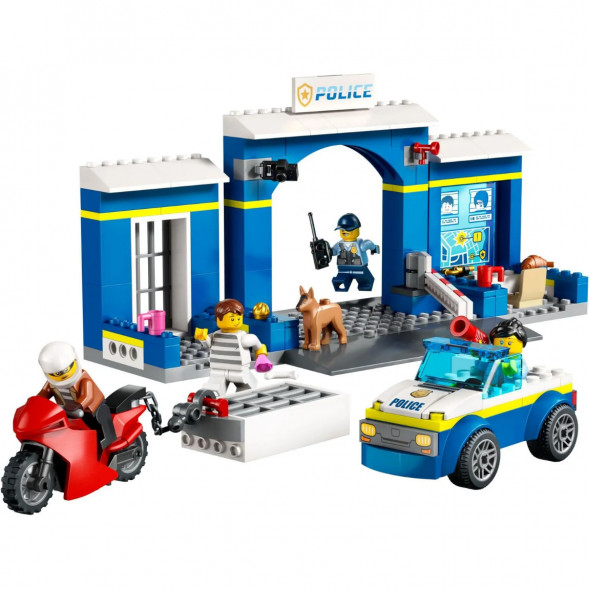Конструктор LEGO City 60370 Побег из полицейского участка в Твери