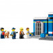 Конструктор LEGO City 60370 Побег из полицейского участка в Твери