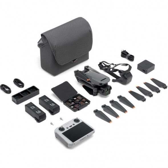 Квадрокоптер DJI Mavic 3 Pro Fly More Combo (DJI RC) в Твери